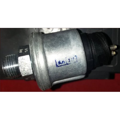 564675003 MOTOMETER ΒΑΛΒΙΔΑ ΛΑΔΙΟΥ MAN 3 ΕΠΑΦΕΣ 0-5BAR 